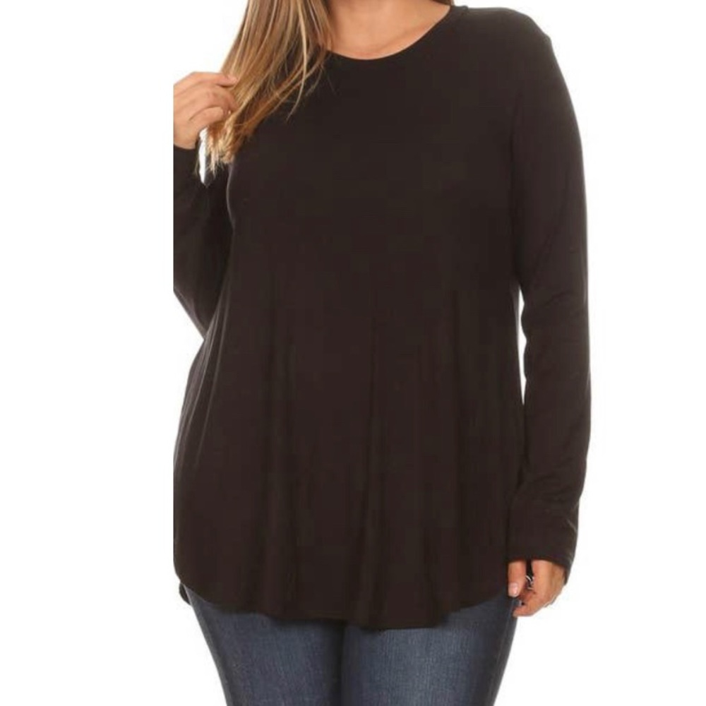 Curvy Girl Black Crew Neck Long Sleeve!